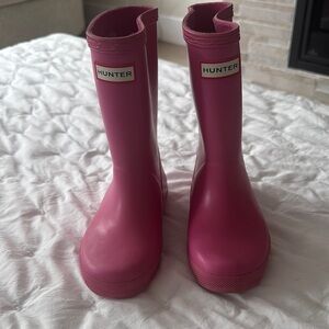 Hunter Fuchsia Waterproof Boots